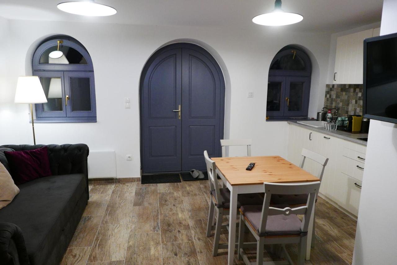 Hillside Apartments Révfülöp Eksteriør bilde